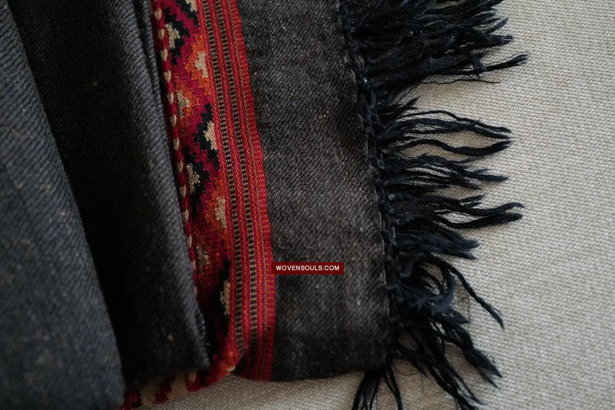 1724 SOLD Rare Handmade Traditional Yak Wool Shawl