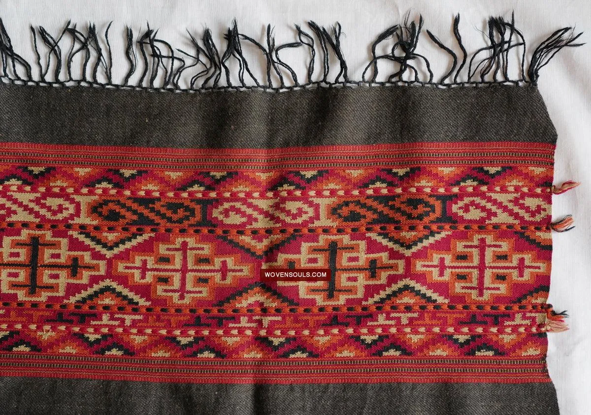 1724 SOLD Rare Handmade Traditional Yak Wool Shawl