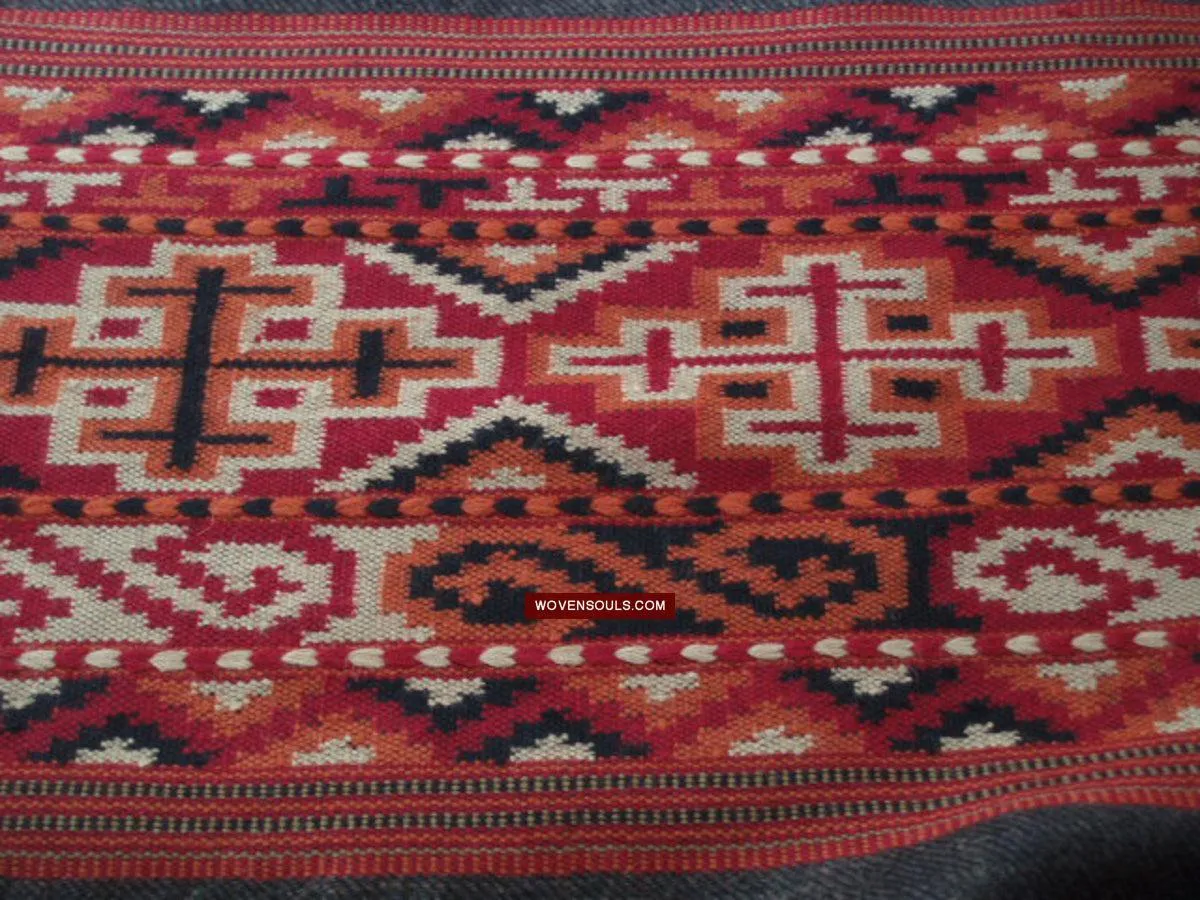 1724 SOLD Rare Handmade Traditional Yak Wool Shawl