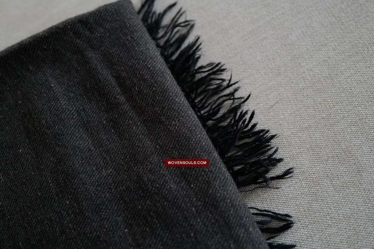 1724 SOLD Rare Handmade Traditional Yak Wool Shawl