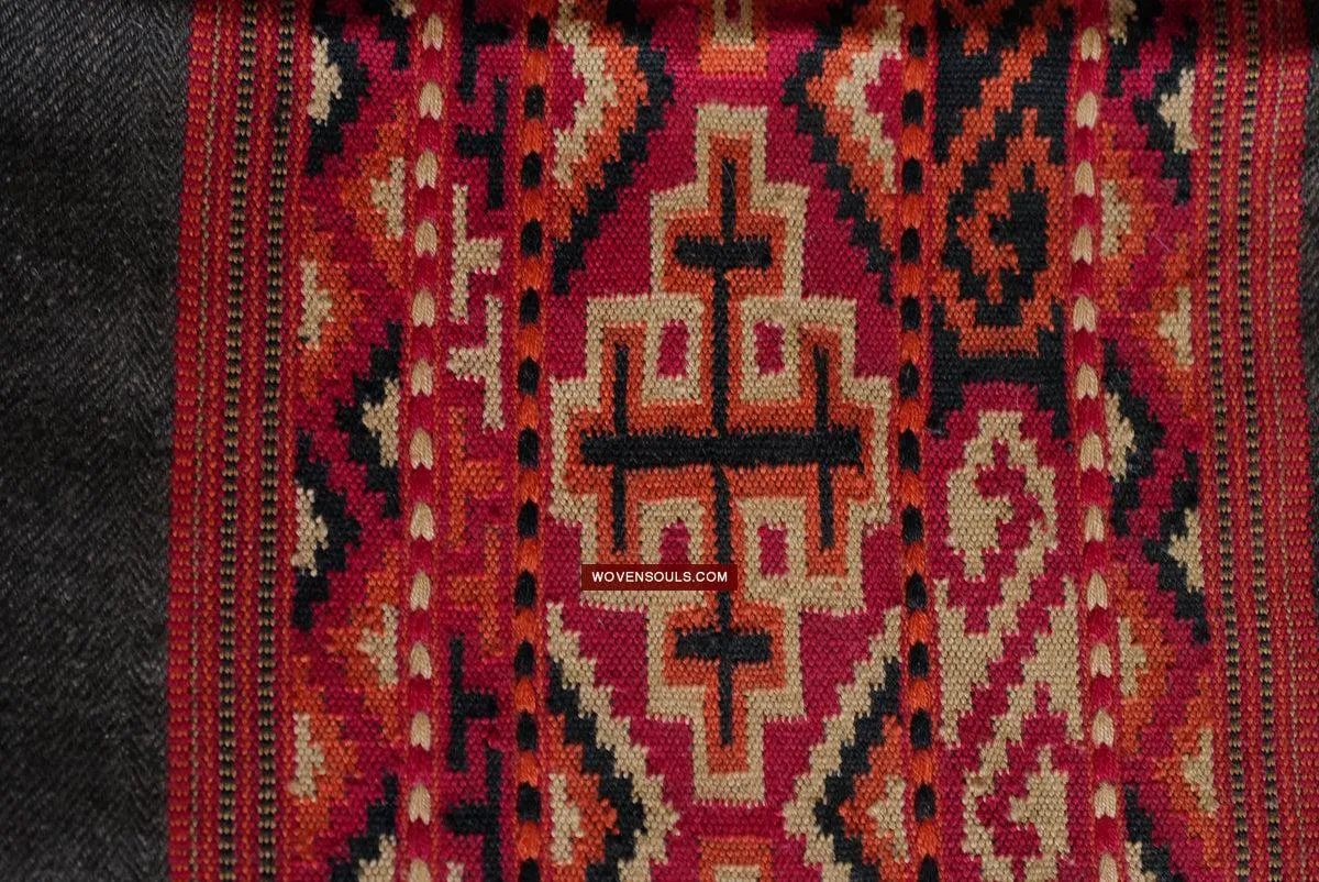 1724 SOLD Rare Handmade Traditional Yak Wool Shawl