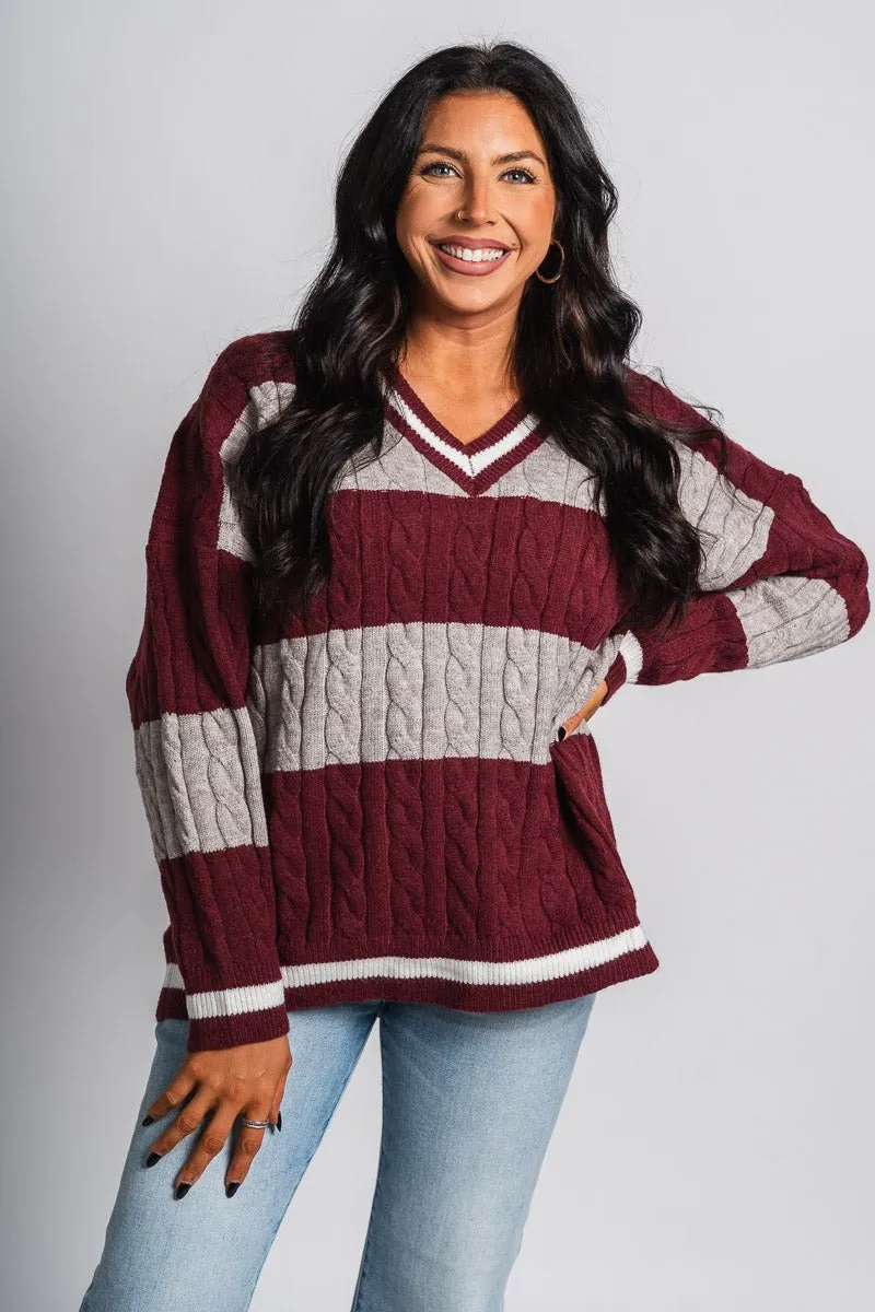 Cable knit varsity sweater garnet grey