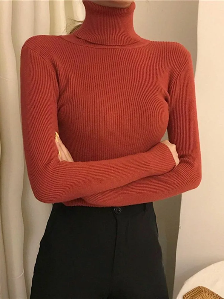 Chic Knitted Turtleneck Sweater: Perfect for Cozy Autumn Days