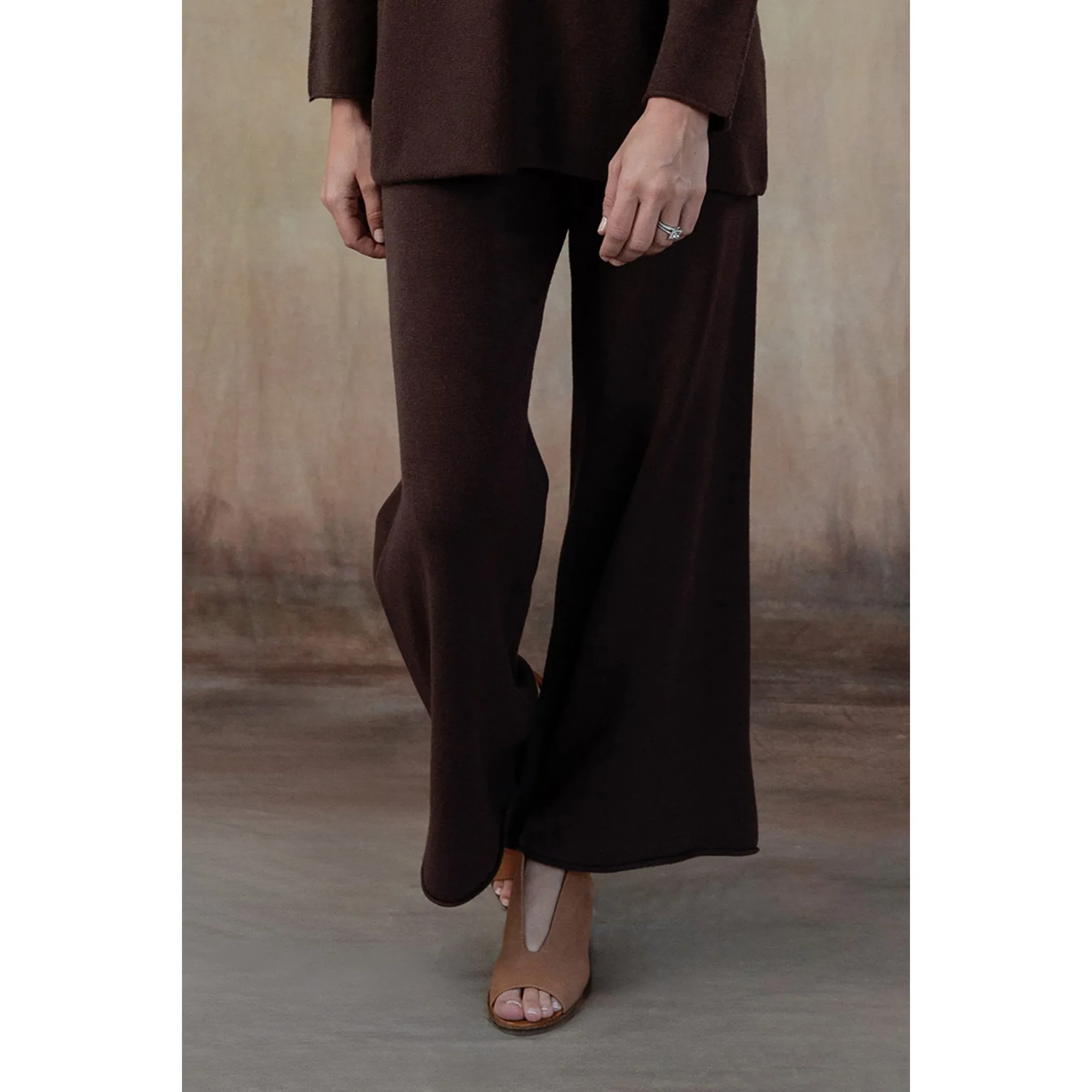 Cobblestone Cleo Sweater Pants