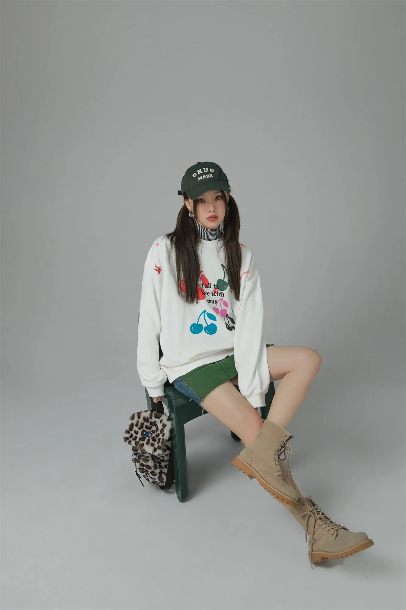 Fall In Love With Chuu Cherry Sweatshirt