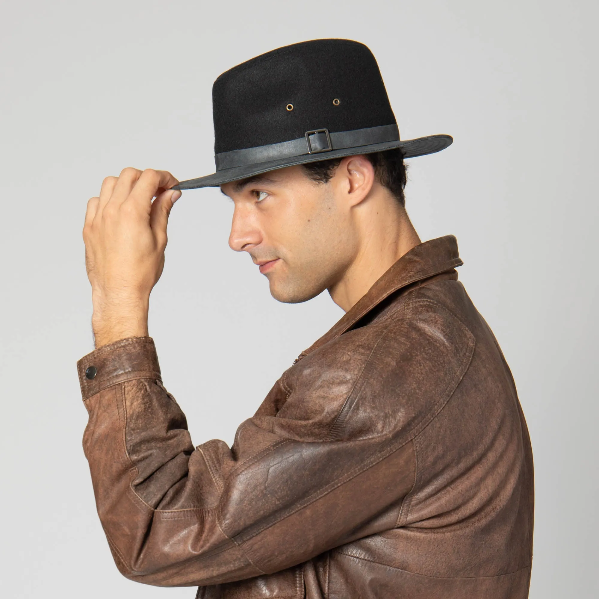 Men's Faux Felt Fedora with Matching Faux Leather Band