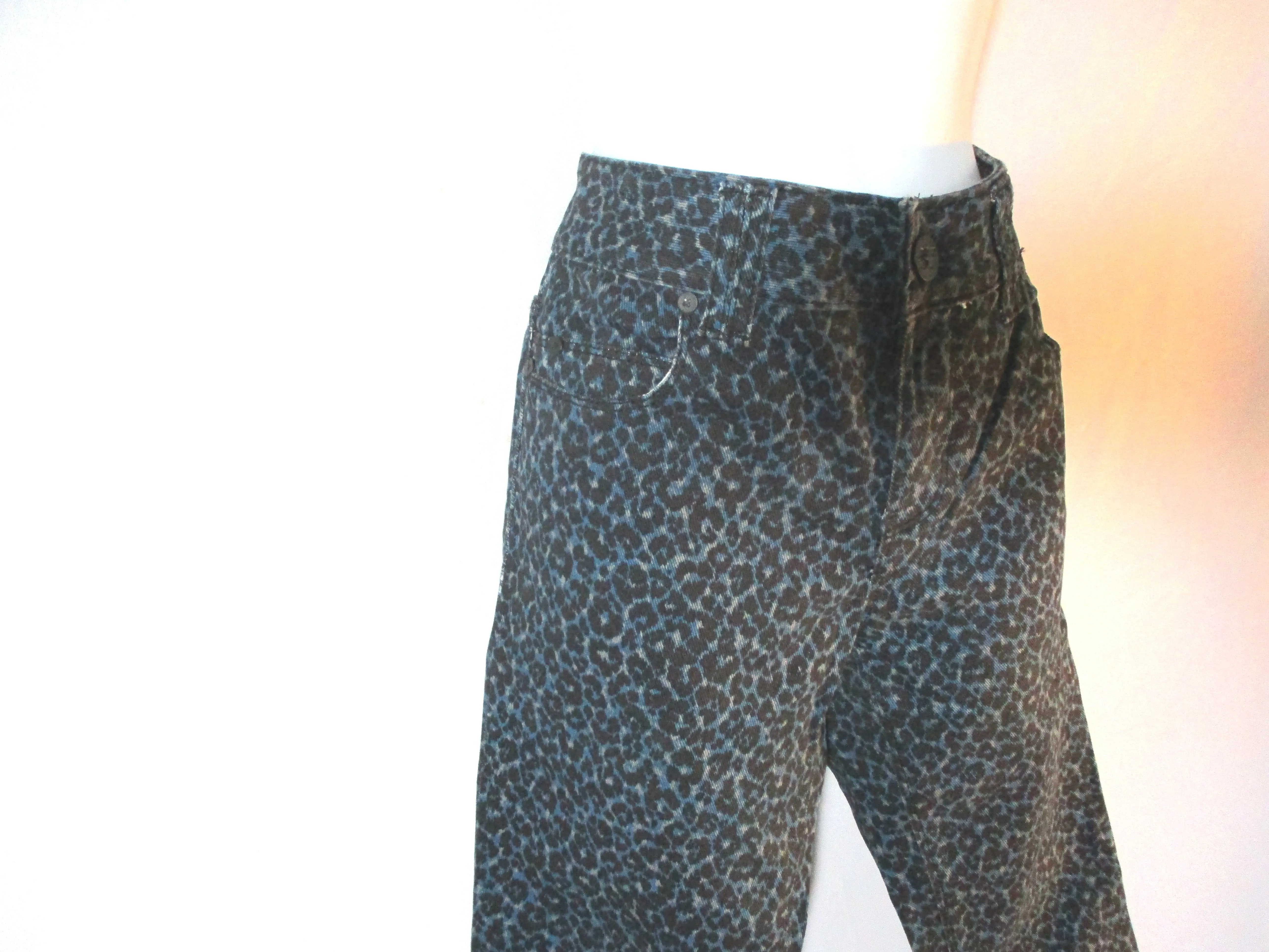 NEW SILENCE   NOISE SKINNY TWIG BLUE LEOPARD Jean Pant 29 CHEETAH