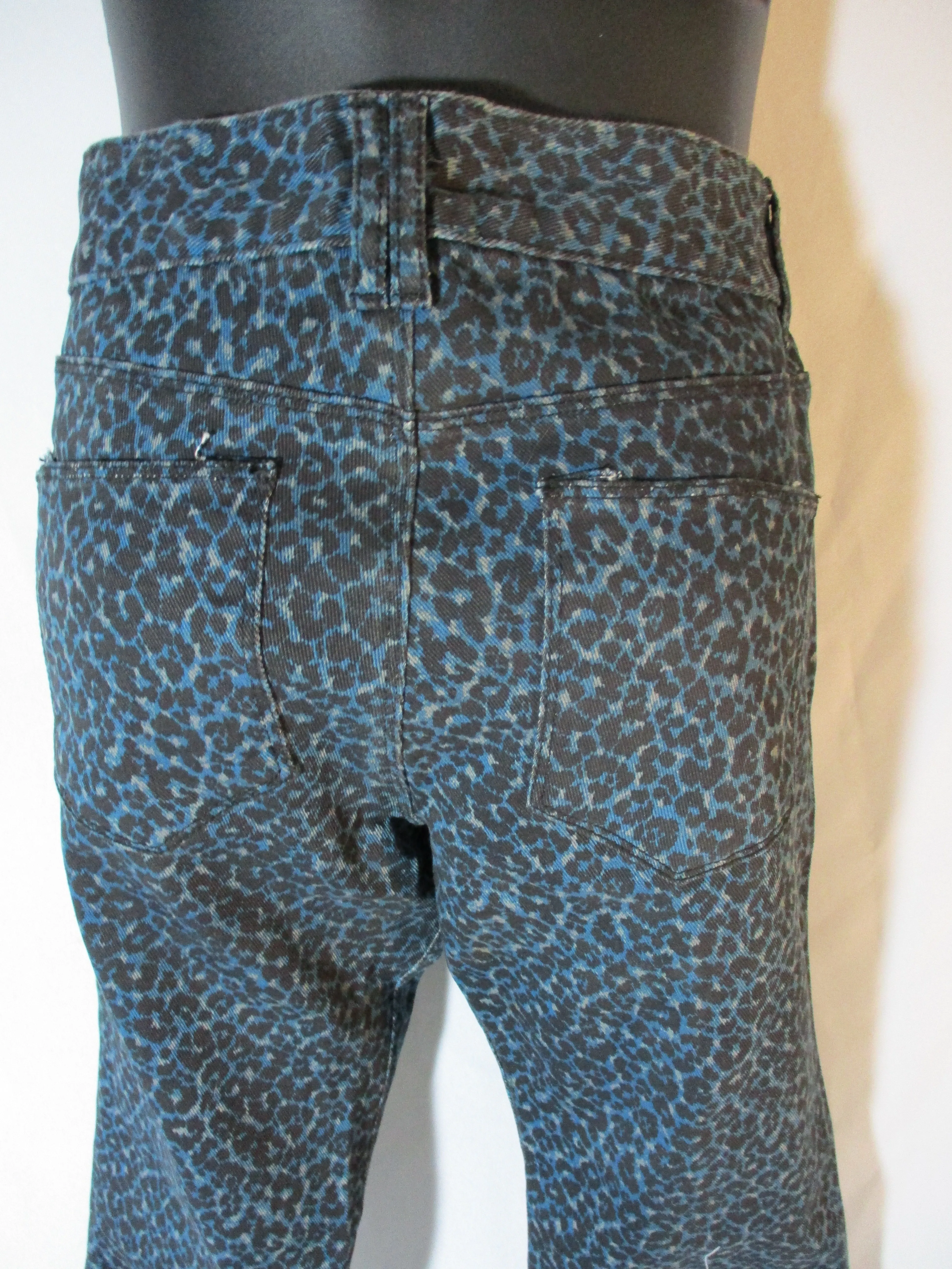 NEW SILENCE   NOISE SKINNY TWIG BLUE LEOPARD Jean Pant 29 CHEETAH