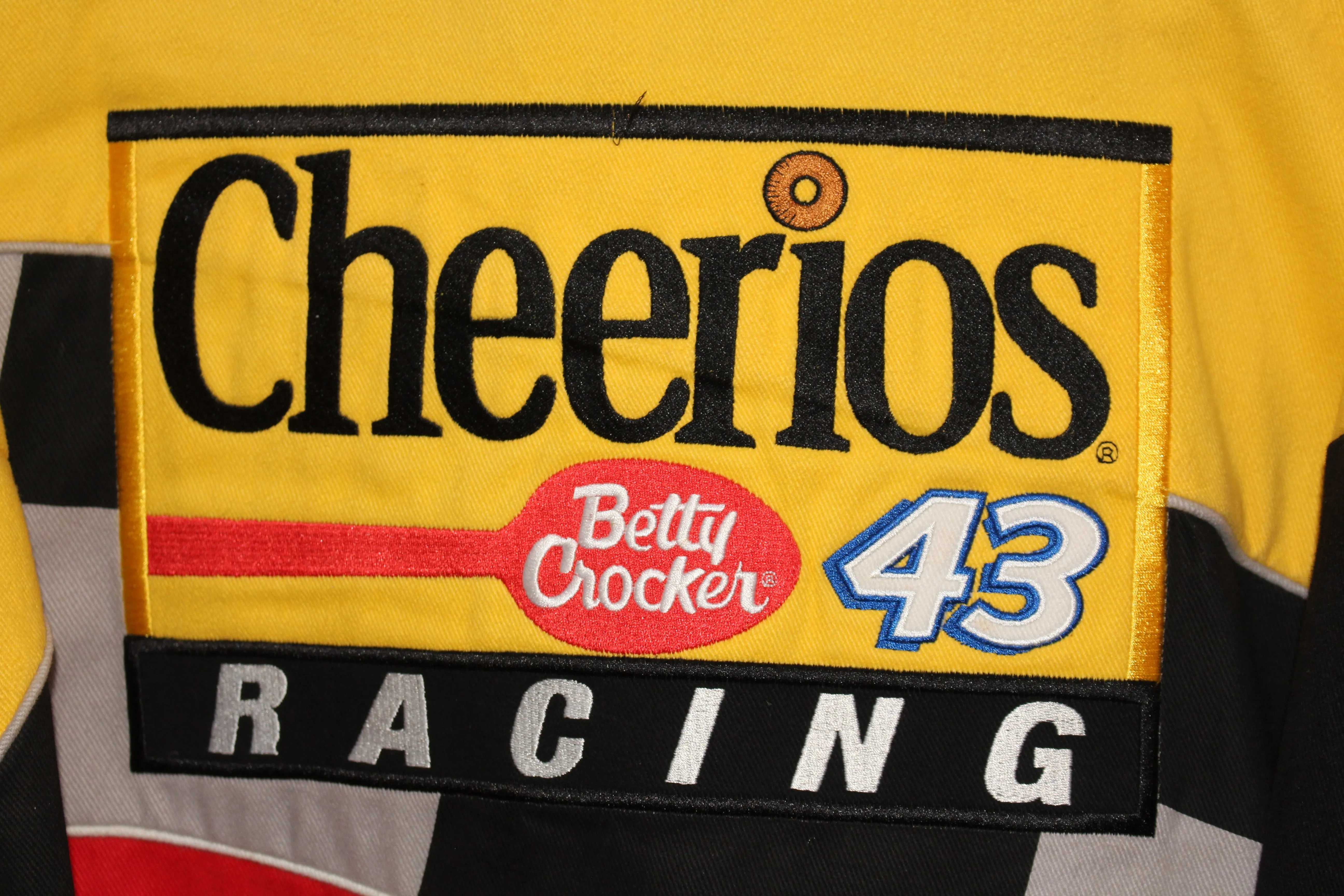 Rare Cheerios Racing NASCAR John Andretti #43 (XL)