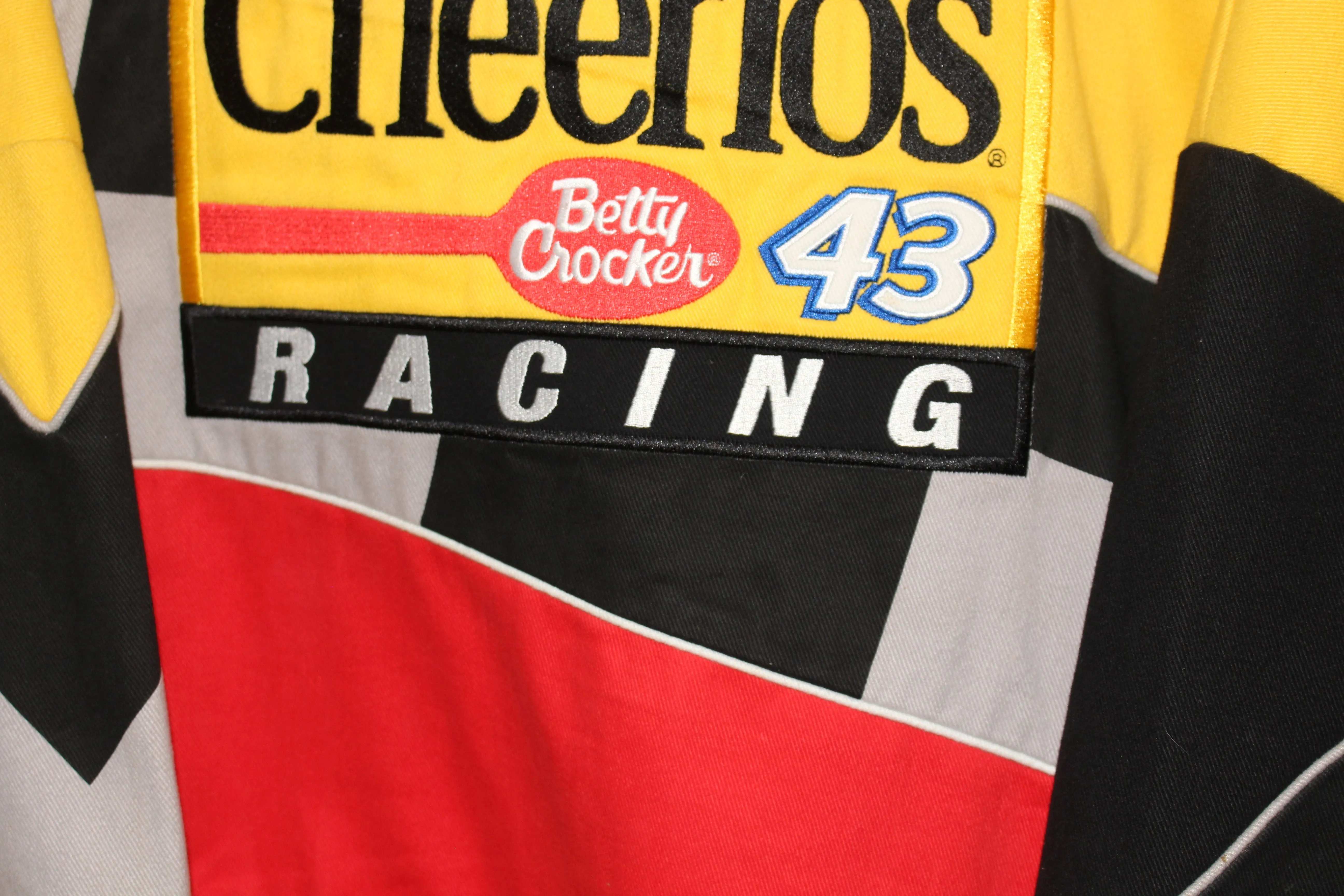 Rare Cheerios Racing NASCAR John Andretti #43 (XL)