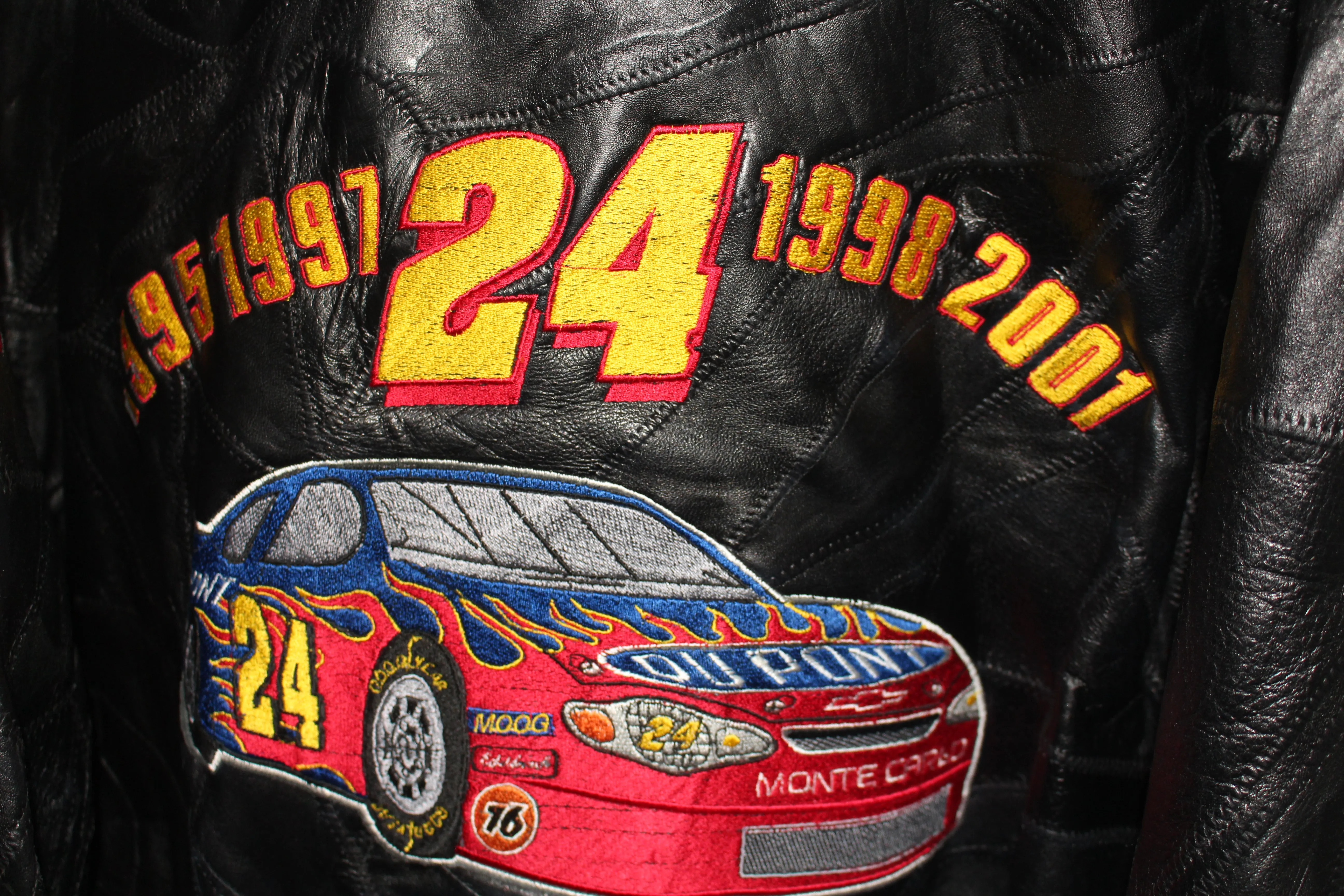 Rare DuPont Racing NASCAR Jeff Gordon #24 Leather Jacket (XL)