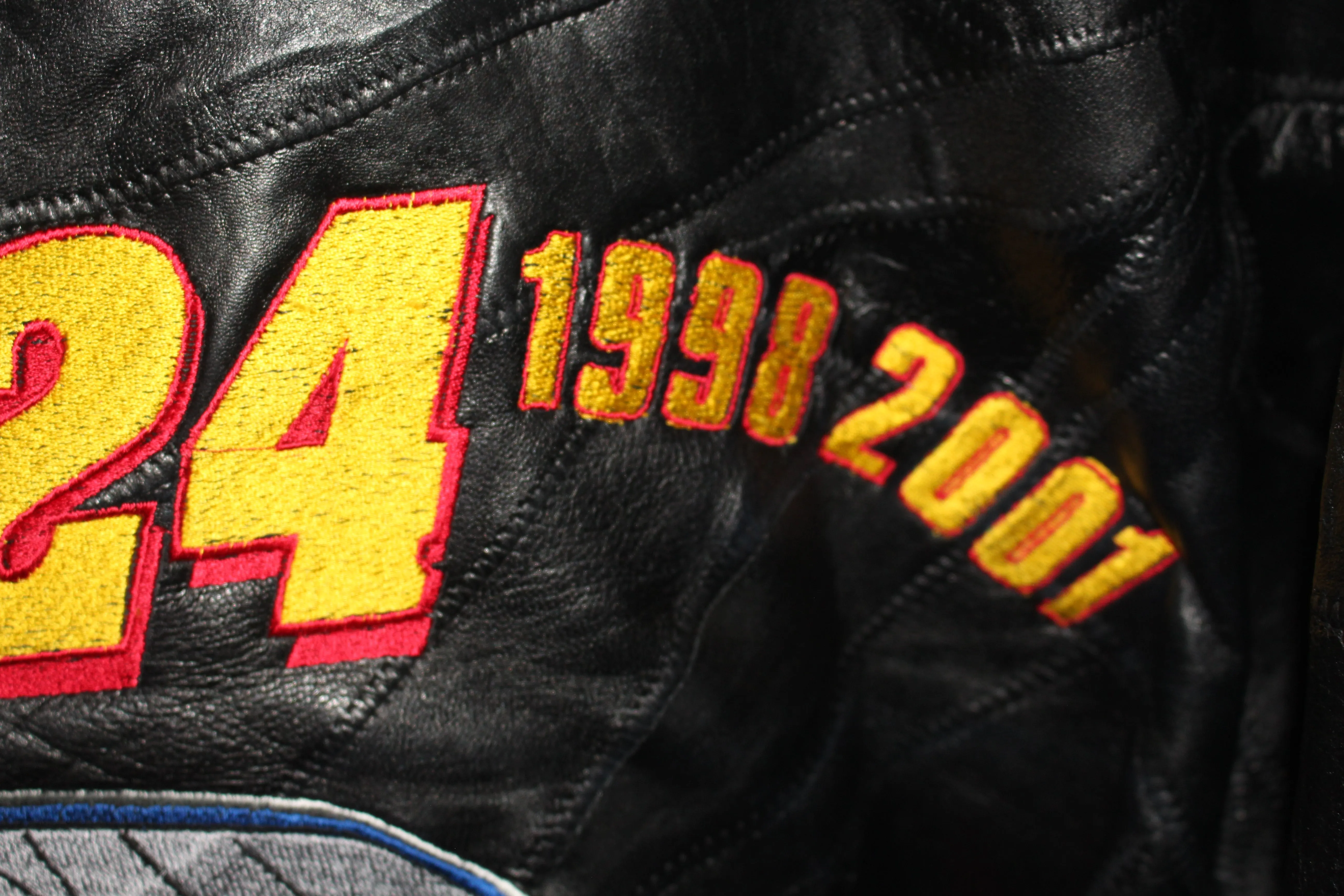 Rare DuPont Racing NASCAR Jeff Gordon #24 Leather Jacket (XL)