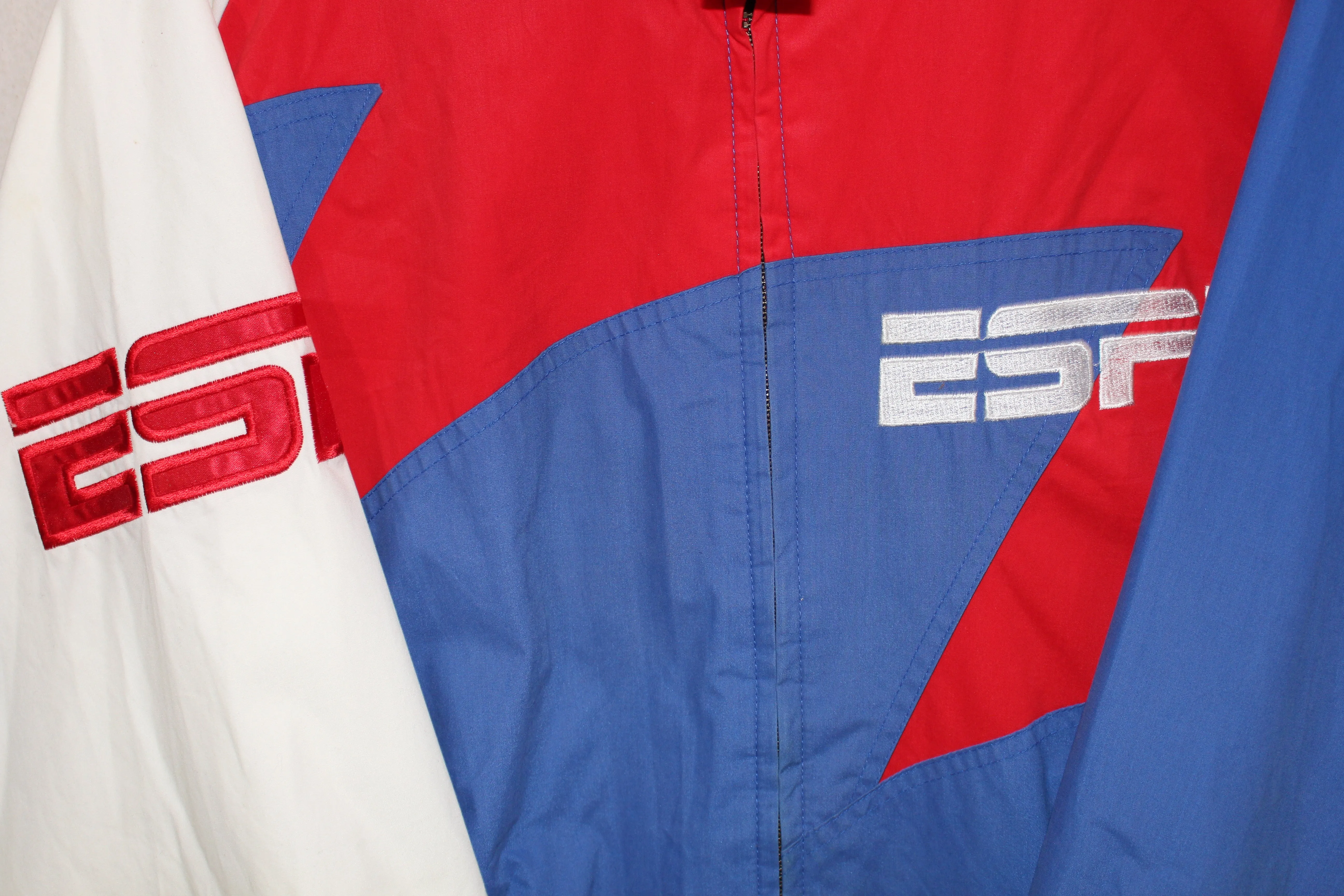 Rare ESPN Logo Athletic Sharktooth (M)