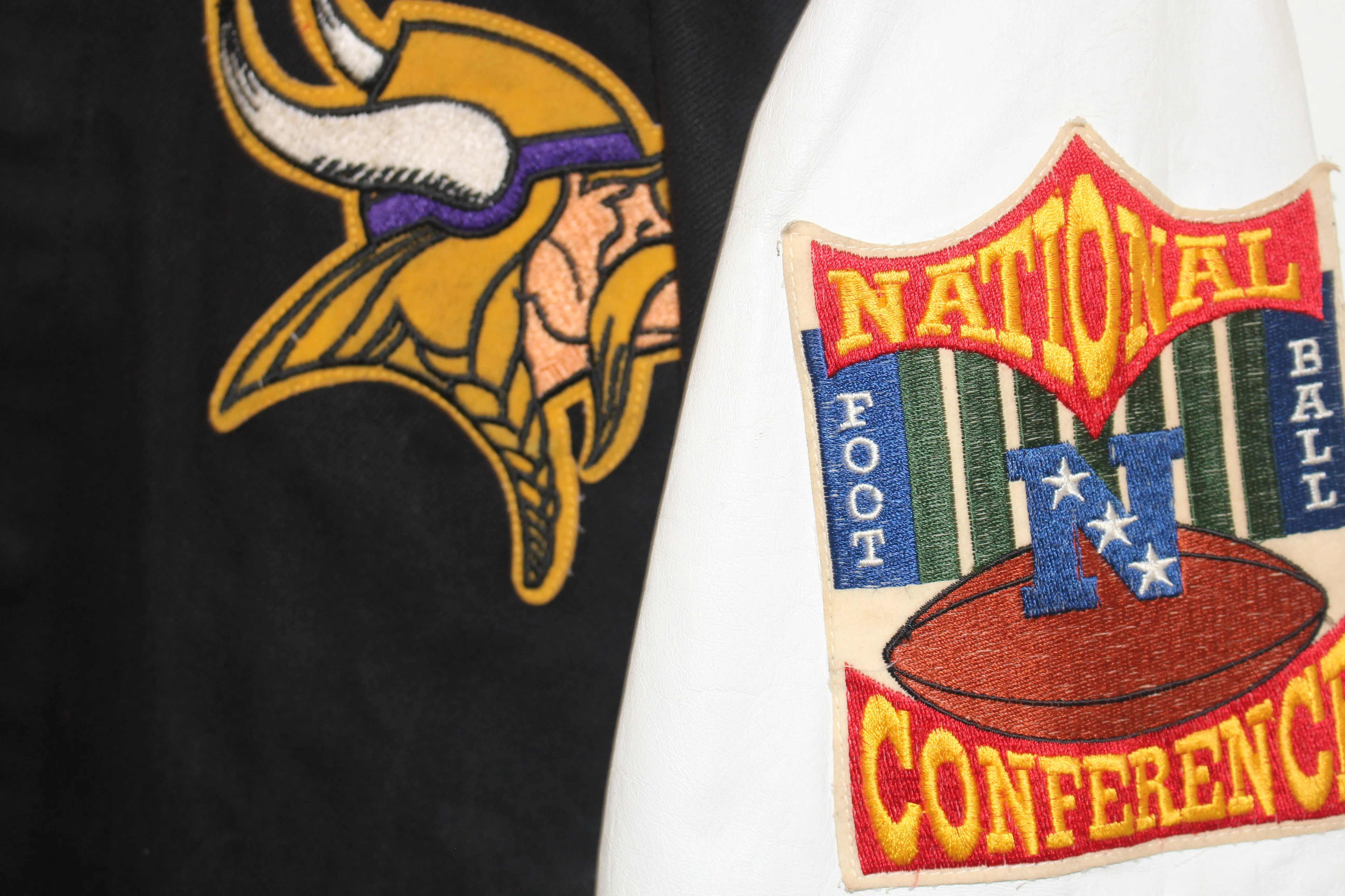 Rare Minnesota Vikings Jeff Hamilton Leather Jacket (L)