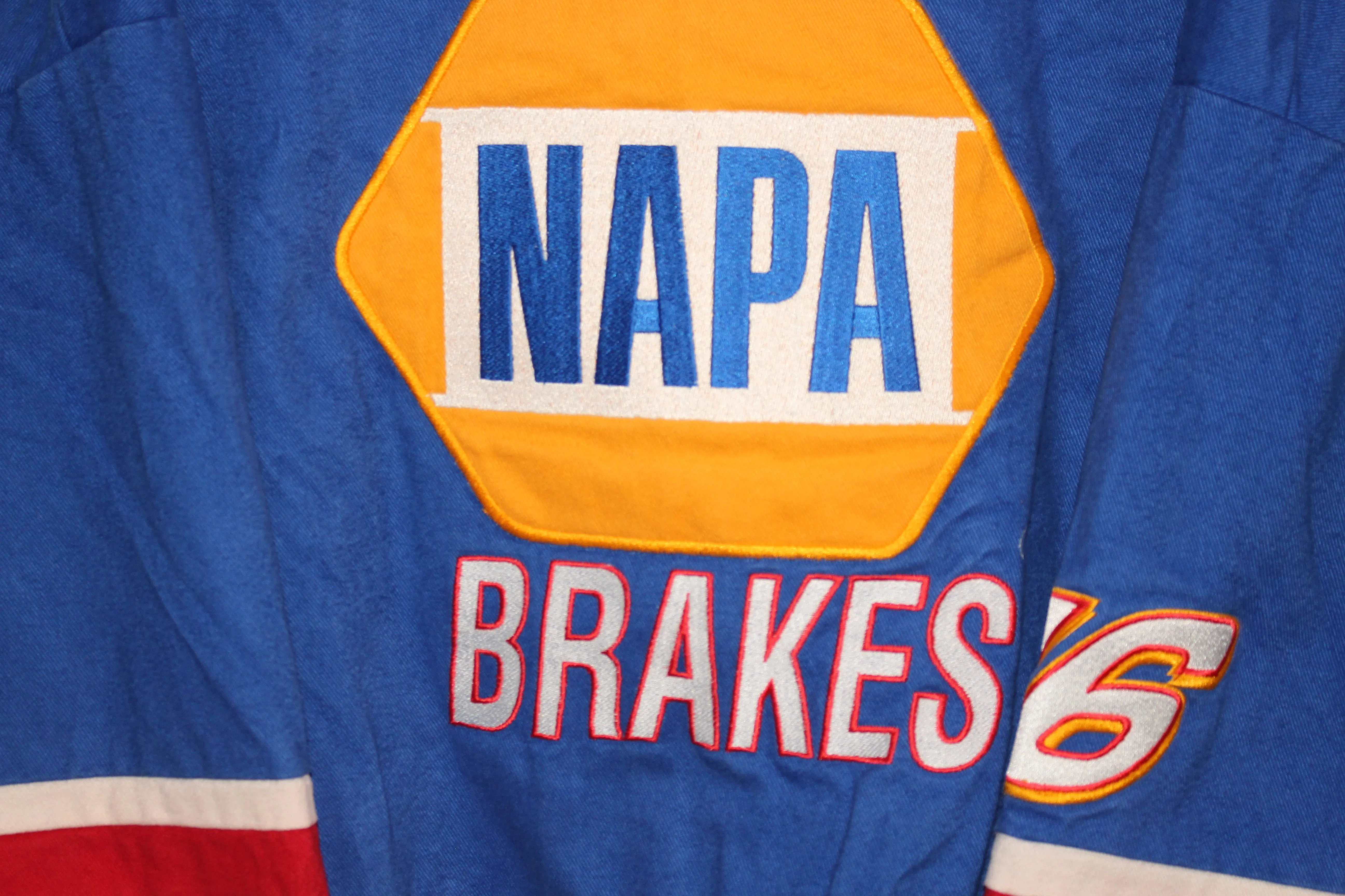 Rare NAPA Brakes Racing NASCAR Ron Hornaday Jr #16 (XL)