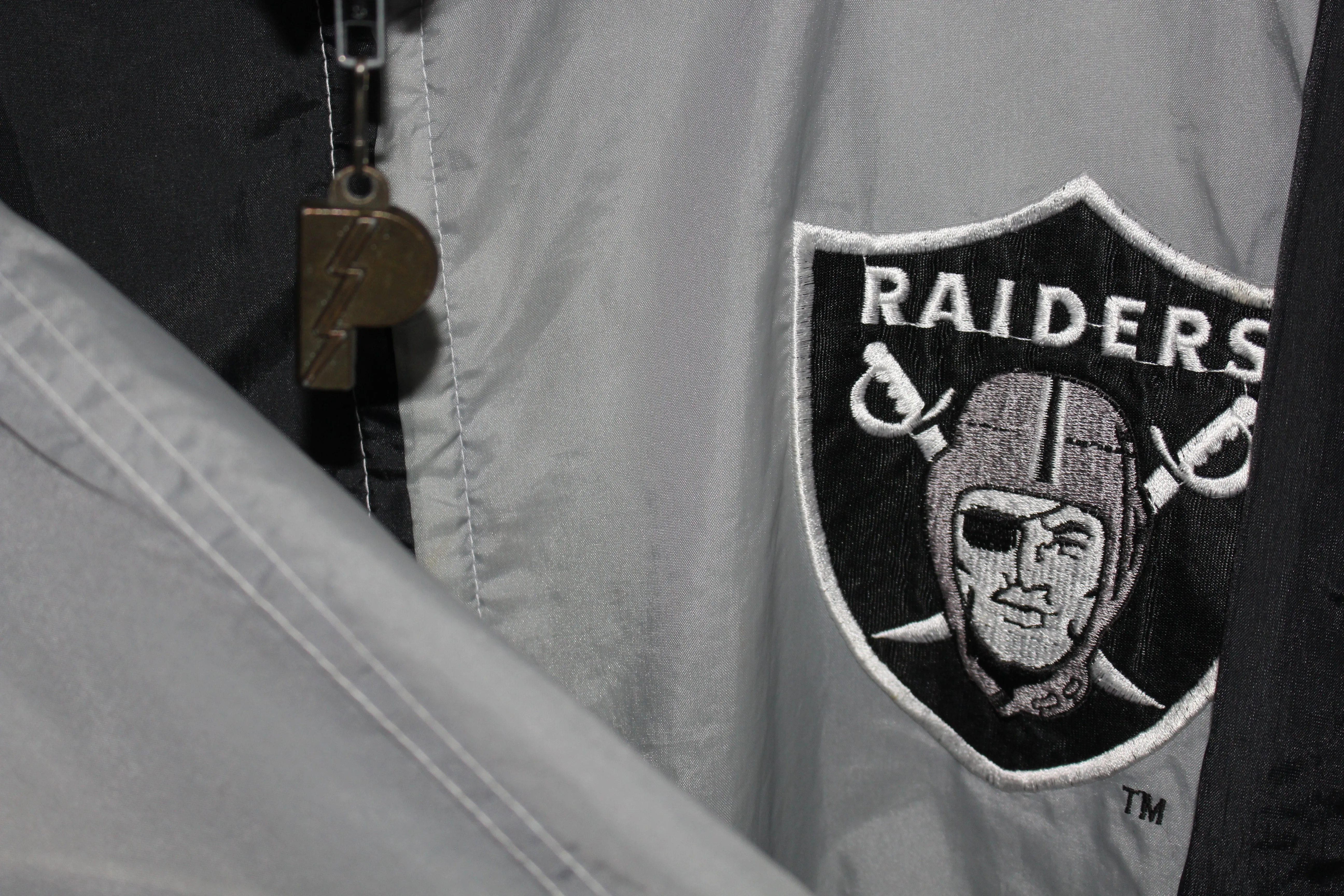 Rare Oakland Raiders 1992 Pro Player (XL)