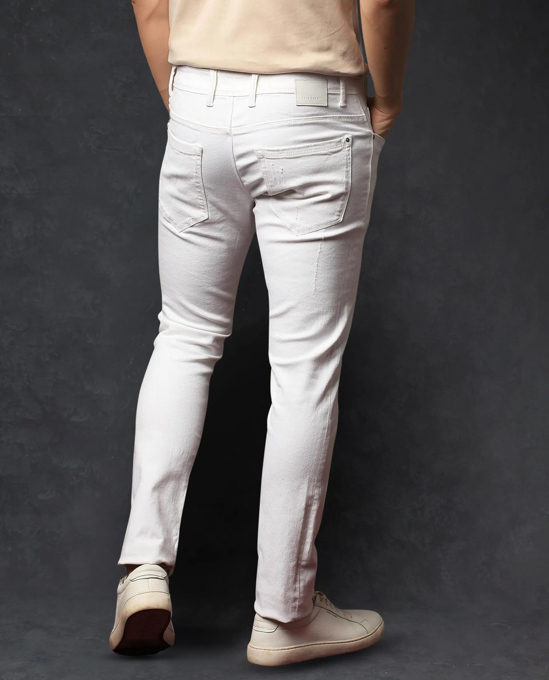 Rare Rabbit Men's Astral White Rinse Wash Mid-Rise Slim Fit Jeans