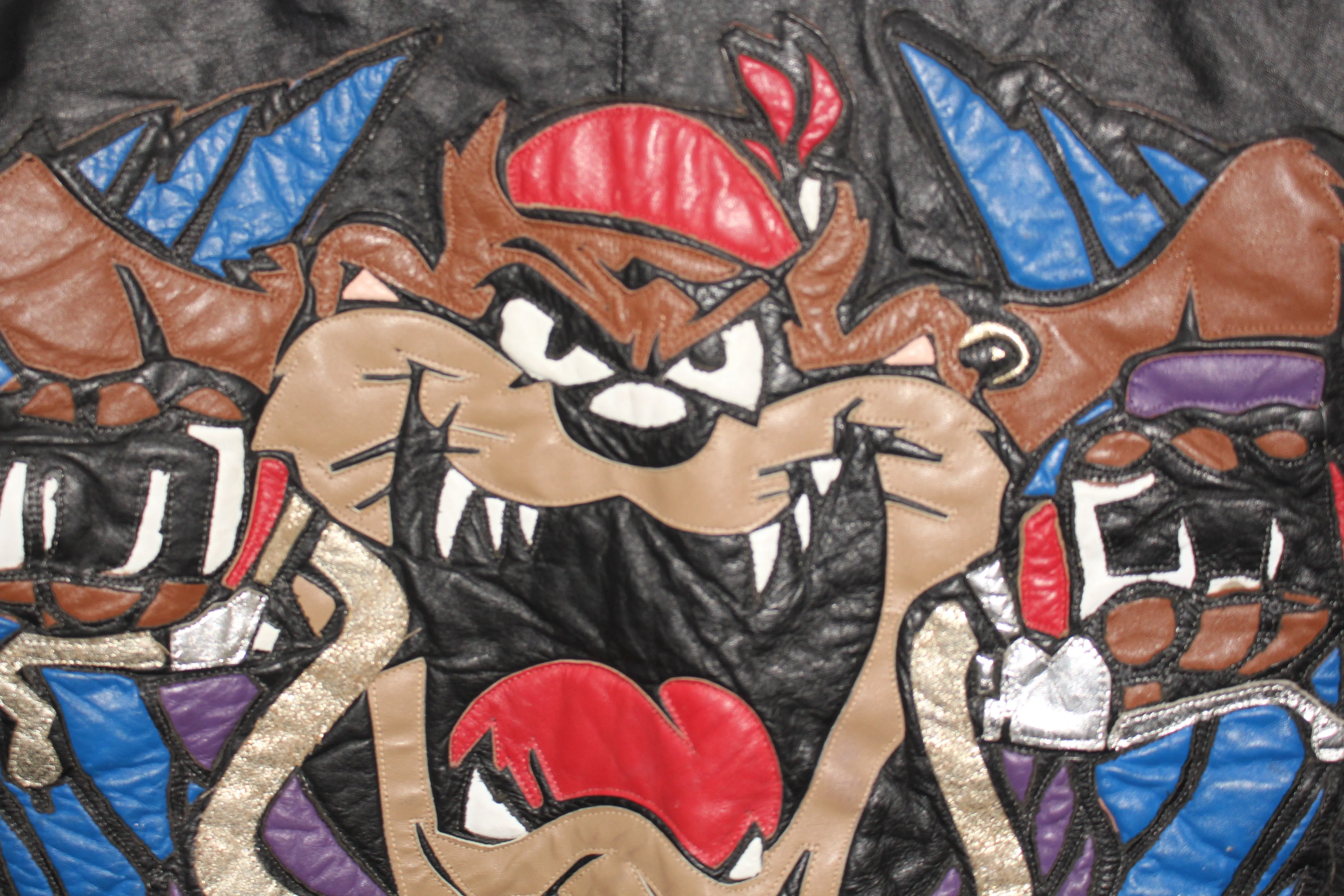 Rare Tasmanian Devil Tax Looney Tunes Leather Jacket (L)