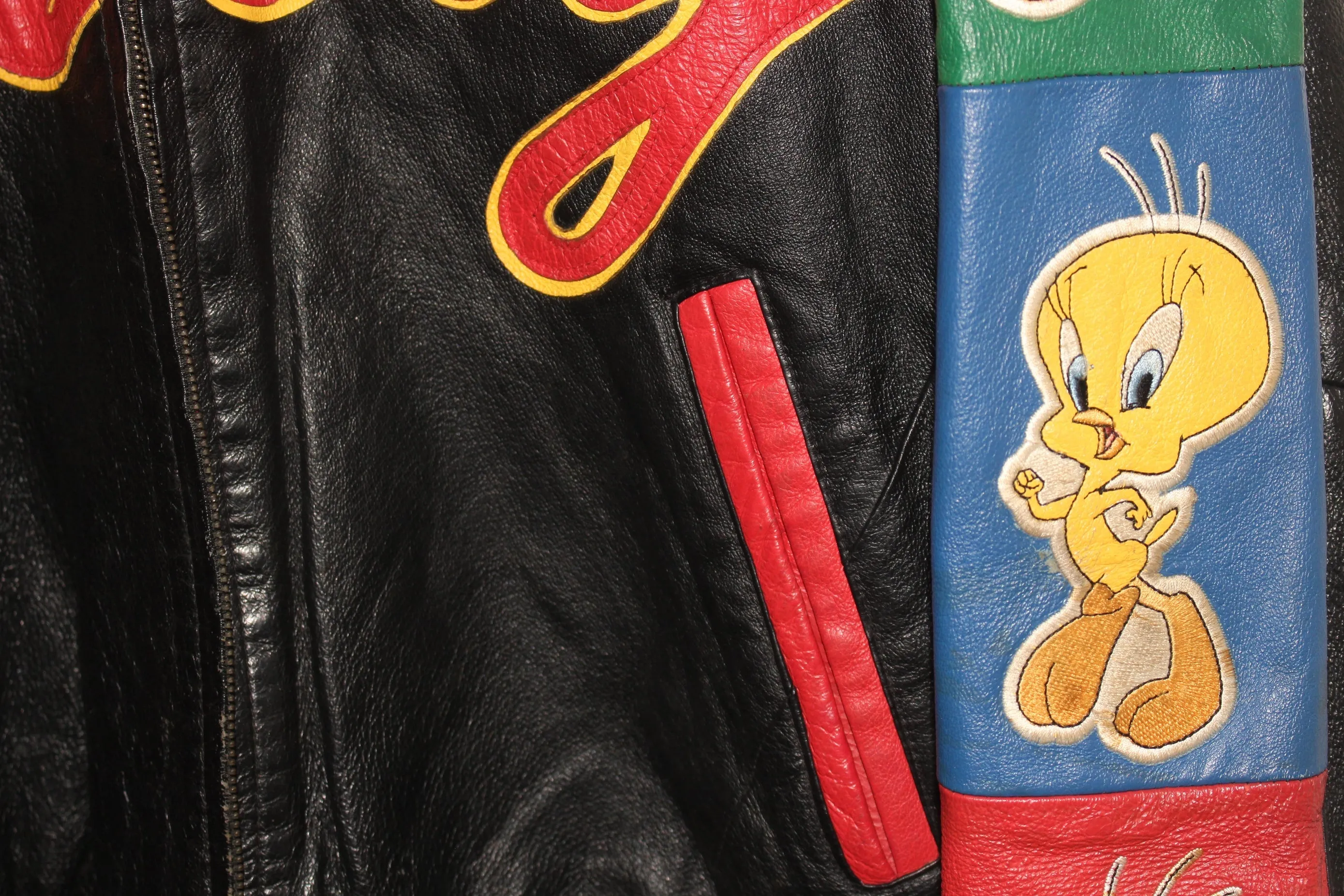 Rare Tweety Bird Looney Tunes Leather Jacket (S)