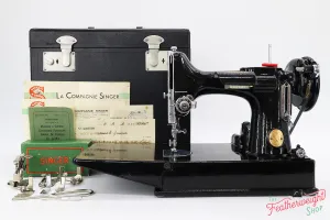 Singer Featherweight 221K Sewing Machine, French - RARE, EF694***