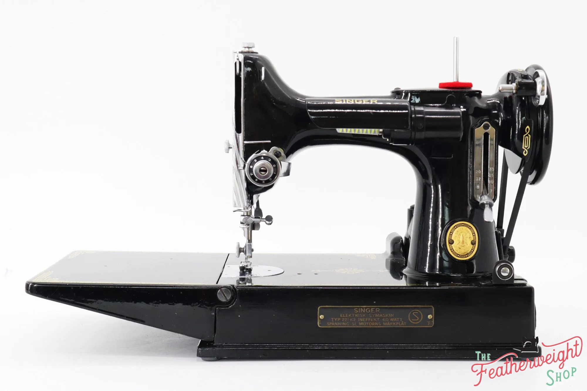 Singer Featherweight Swedish 221K Sewing Machine, EH003***