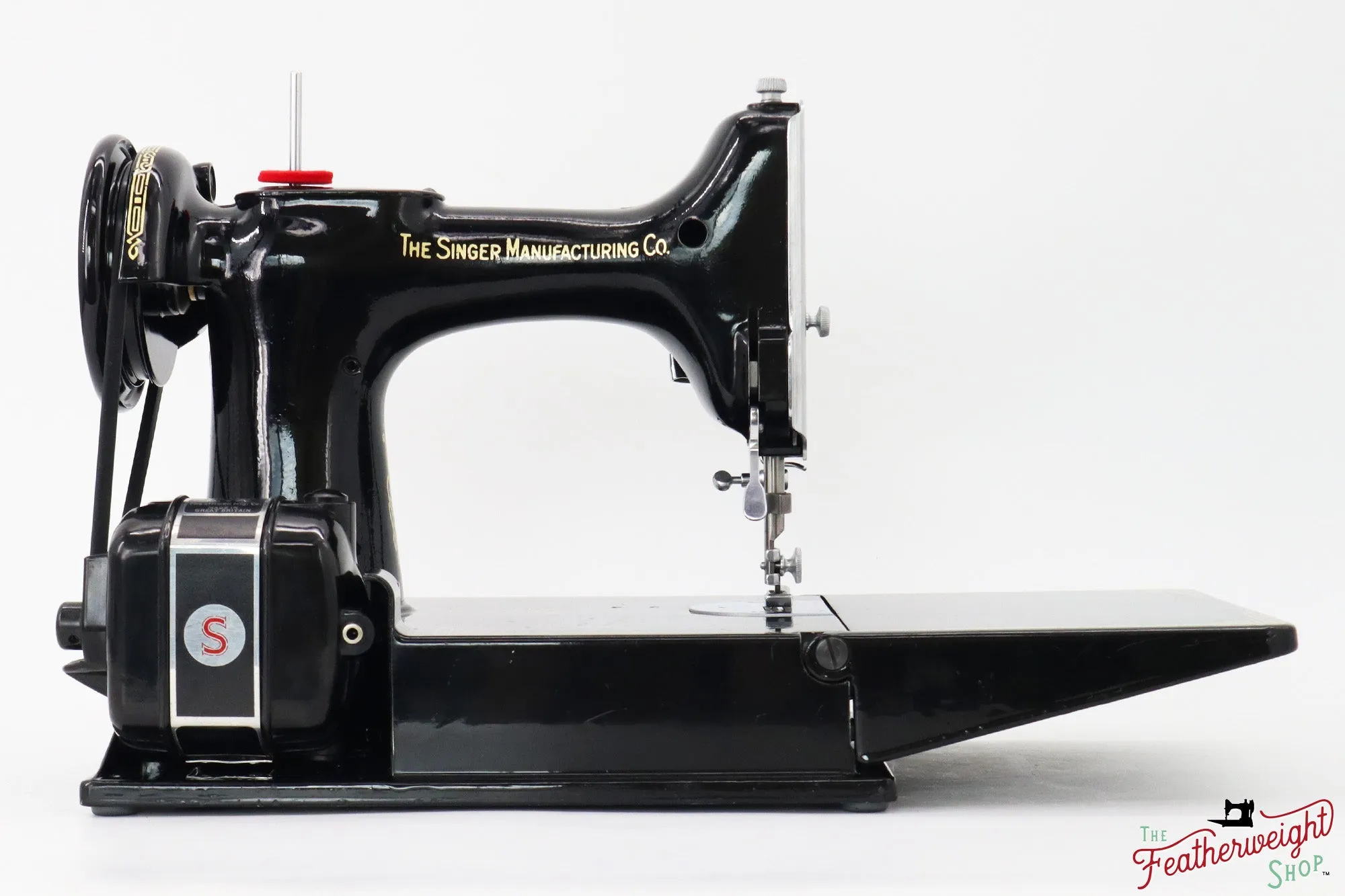 Singer Featherweight Swedish 221K Sewing Machine, EH141***