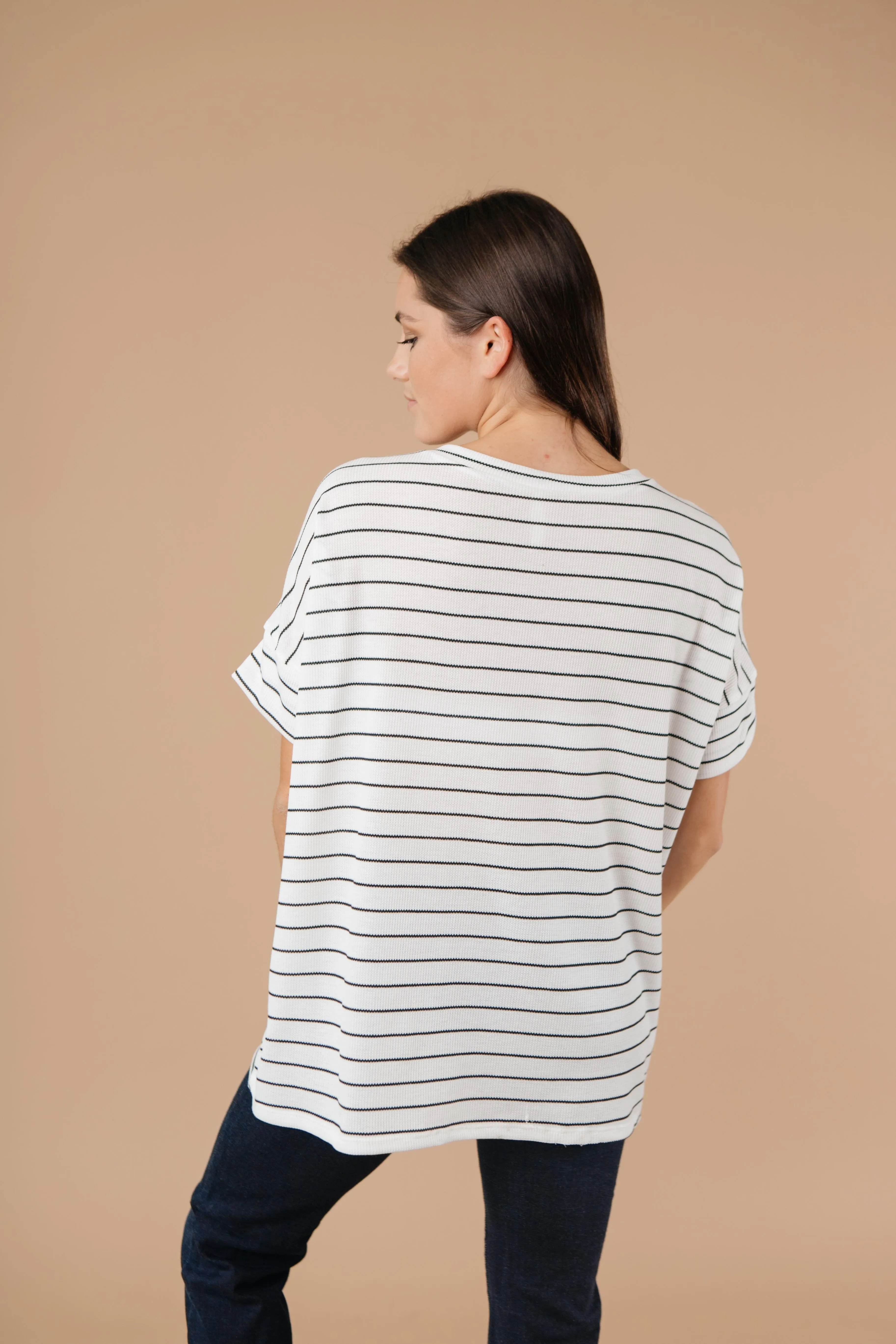 Tow The Line Striped Tee In Off White