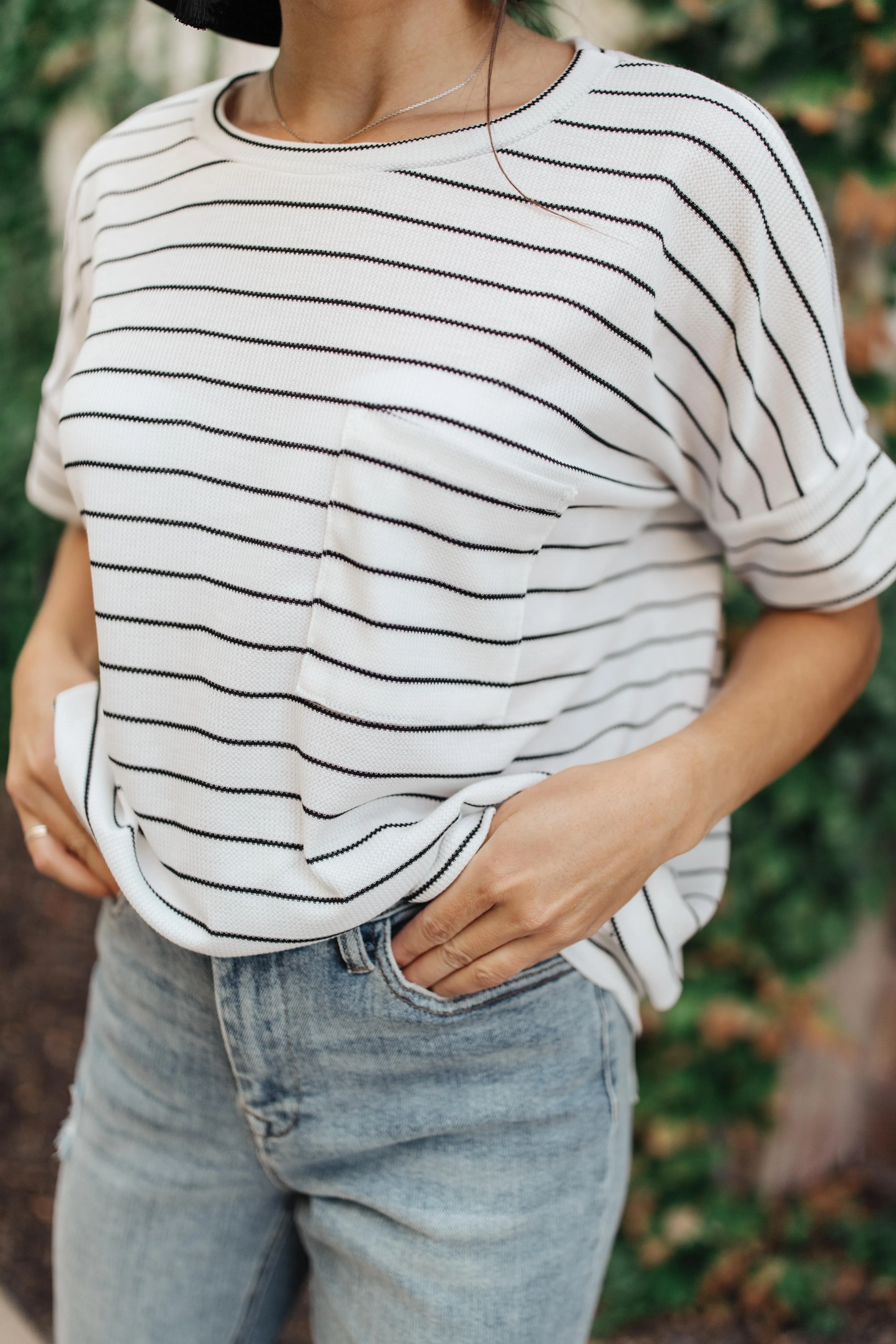 Tow The Line Striped Tee In Off White