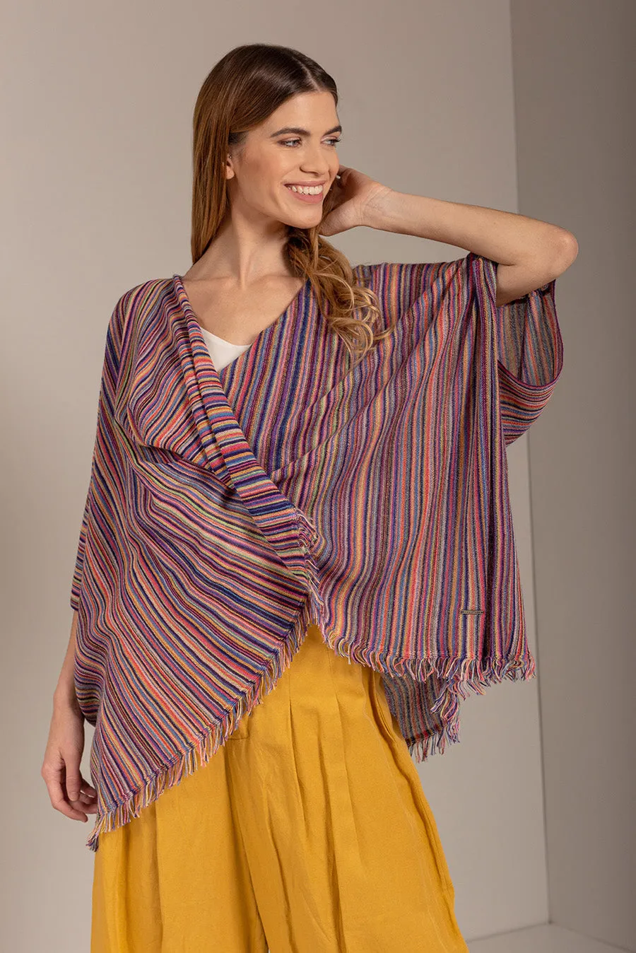 Ureka Poncho Baby Alpaca Color Spazio