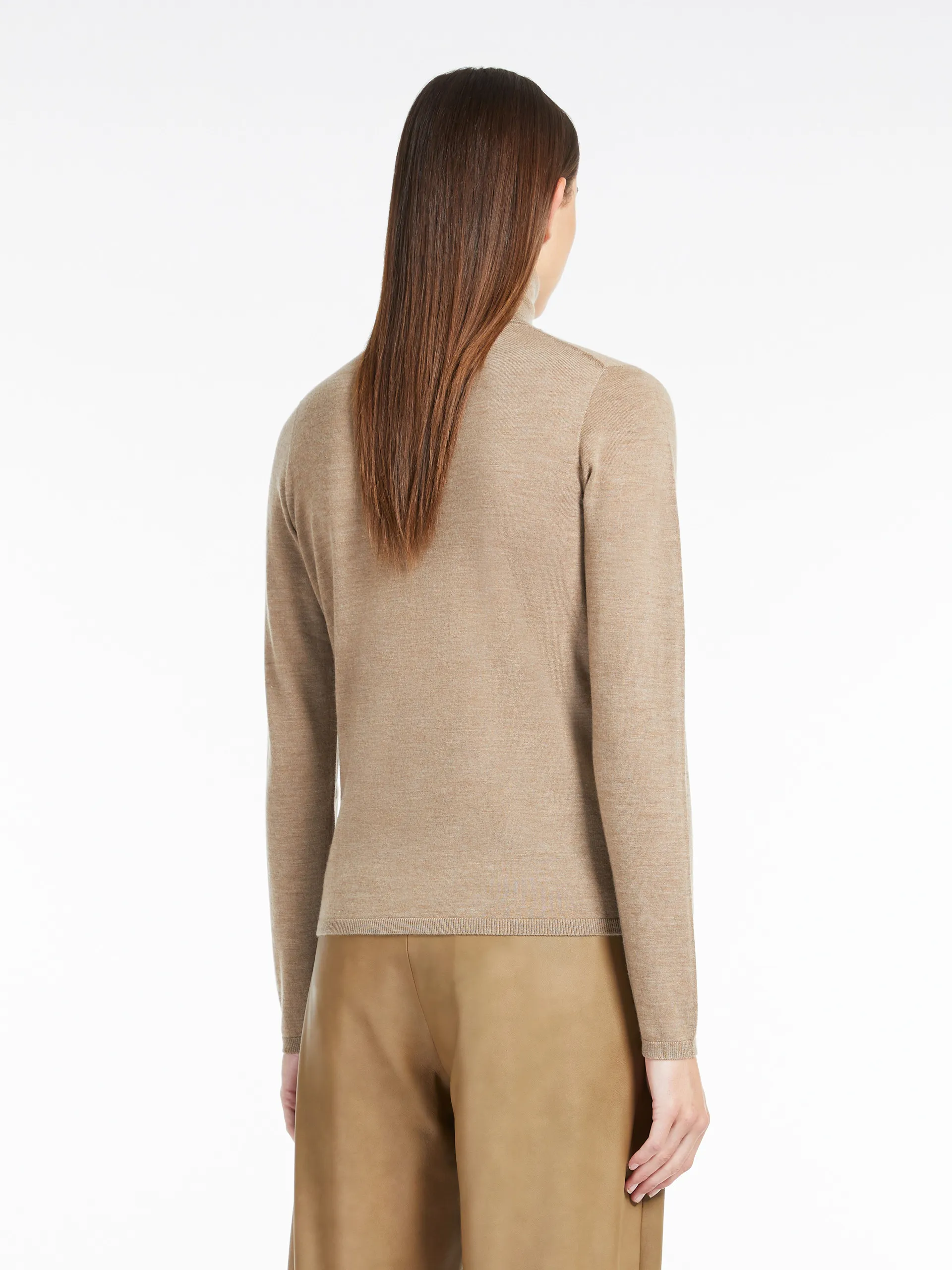 Veloce lightweight cashmere turtleneck